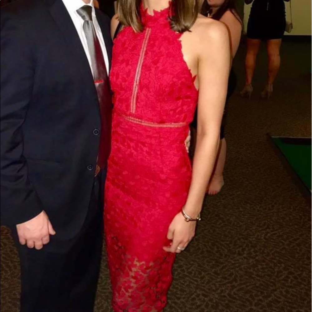 EUC Worn once red midi lace  dress